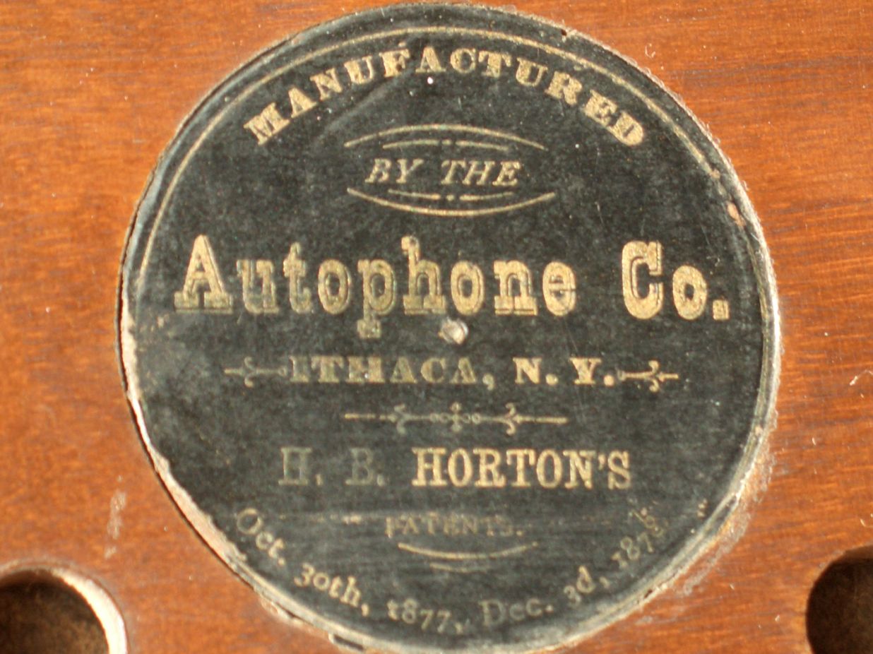 HORTON'S AUTOPHONE ORGANETTE-r_02